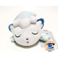 Officiële Pokemon center knuffel, Kuttari Alola Vulpix slapend 18cm lang 